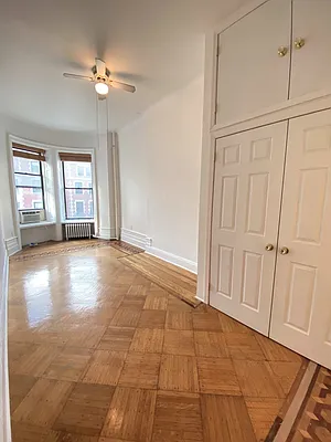 Rented by Triumph Property Group | media 5