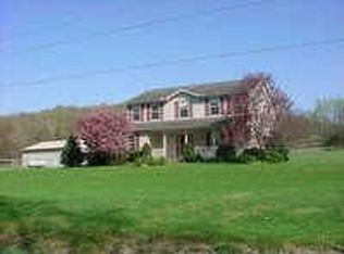 3100 Darlington Dr, Zanesville, OH 43701