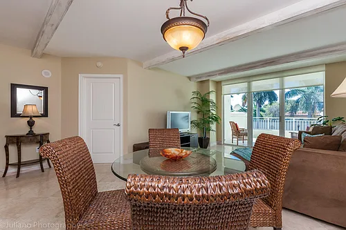 99 SE Mizner Blvd #323 Photo 1