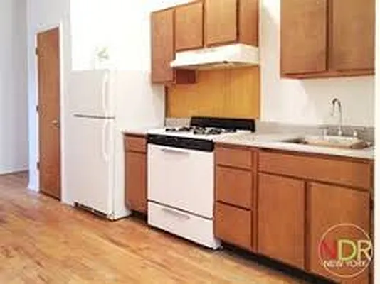 Rented by Next Door Realty NYC | media 7