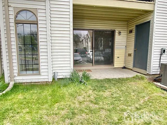 3001 Lighthouse Ln — Photo 2