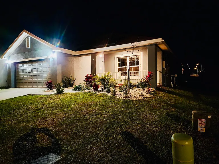 640 Tanaro Ln — Photo 16