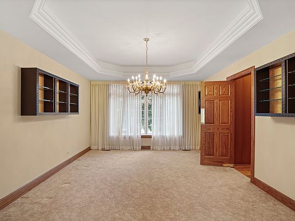 4th image of 2565 Fairford Ln