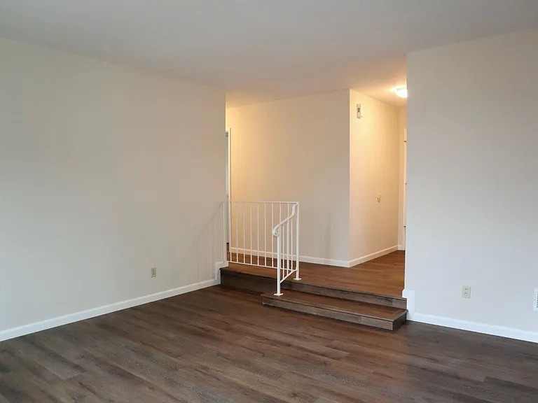 37051 Shasta St — Photo 8