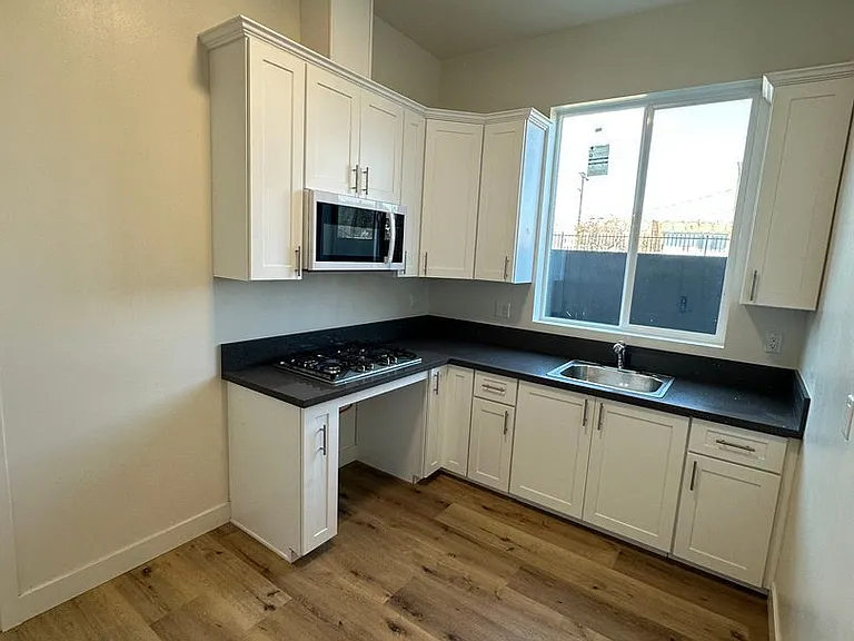 10914 S Main St #104 — Photo 3