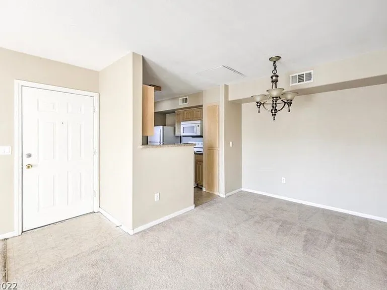 8000 W Badura Ave #2172 — Photo 4