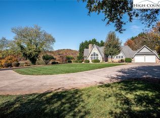 608 Arbor Grove Church Rd, Millers Creek, NC 28651