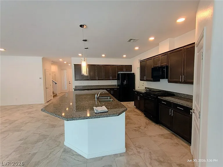 8139 Shale Canyon St — Photo 7