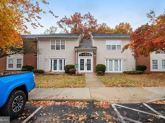 3rd image of 15526 Horseshoe Ln #526