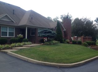10310 Overoaks Ct, Louisville, KY