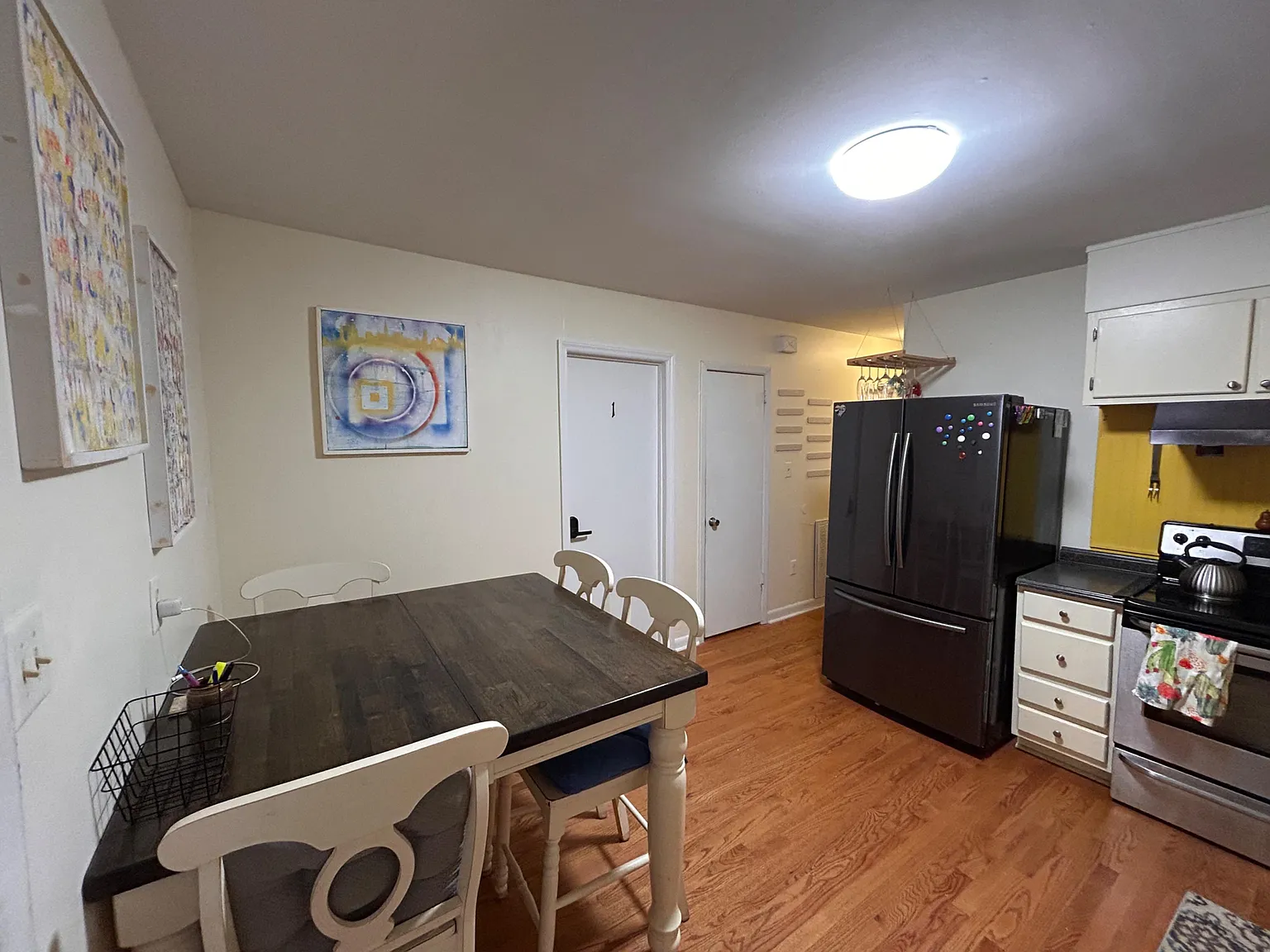 4 bed, 1.0 bath, 1019 sqft, $983 — Photo 4