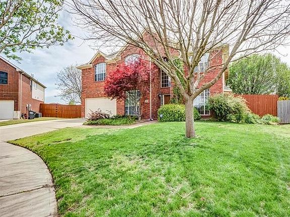 2nd image of 3401 Catalpa Dr