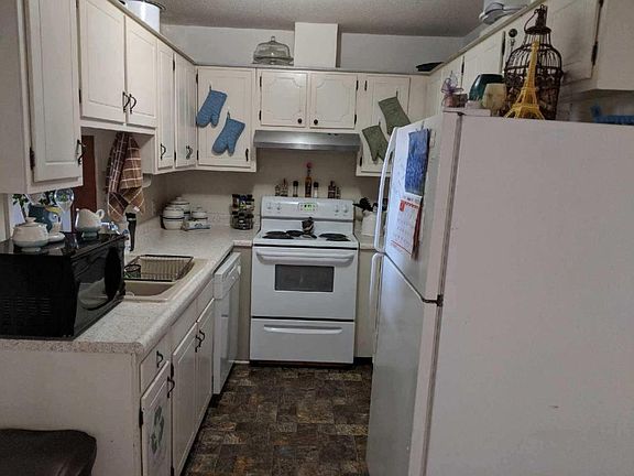 4th image of 726 Eglin Pkwy NE Unit 11D