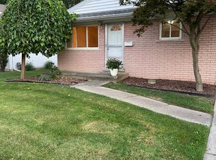 22112 Dorion St, Saint Clair Shores, MI