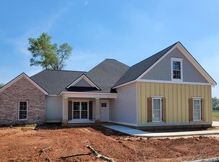 205-54 Hollister Dr, Leesburg, GA 31763