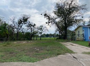 2004 NE 36th St, Fort Worth, TX 76106