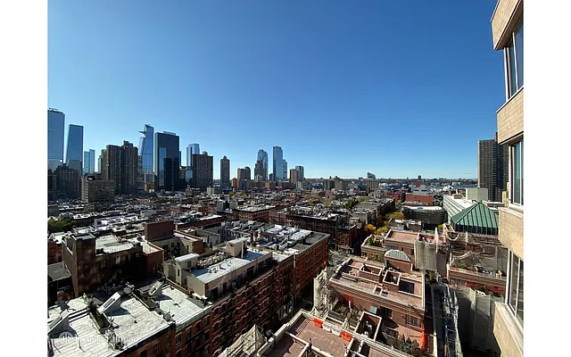 Rented by Douglas Elliman | media 36