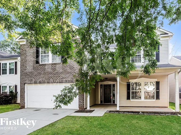 727 Sinclair Dr — Photo 1