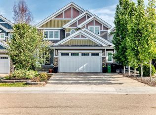 9034 24th Ave SW, Edmonton, AB T6X 2C4