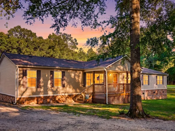 1222 Birch Dr, Summerton, SC 29148