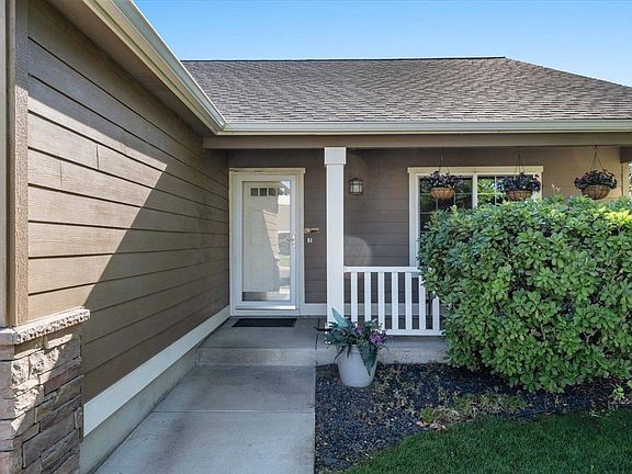 3rd image of 6115 Leicester Ln