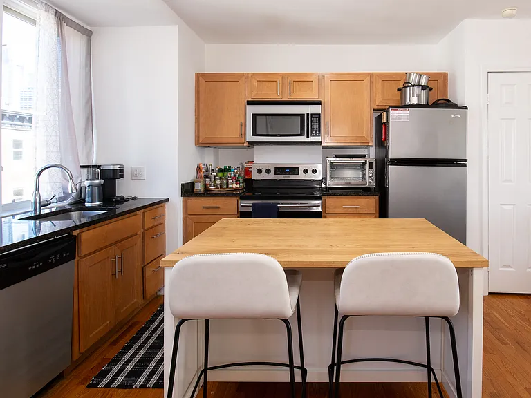 2318 Spruce St #3F — Photo 10