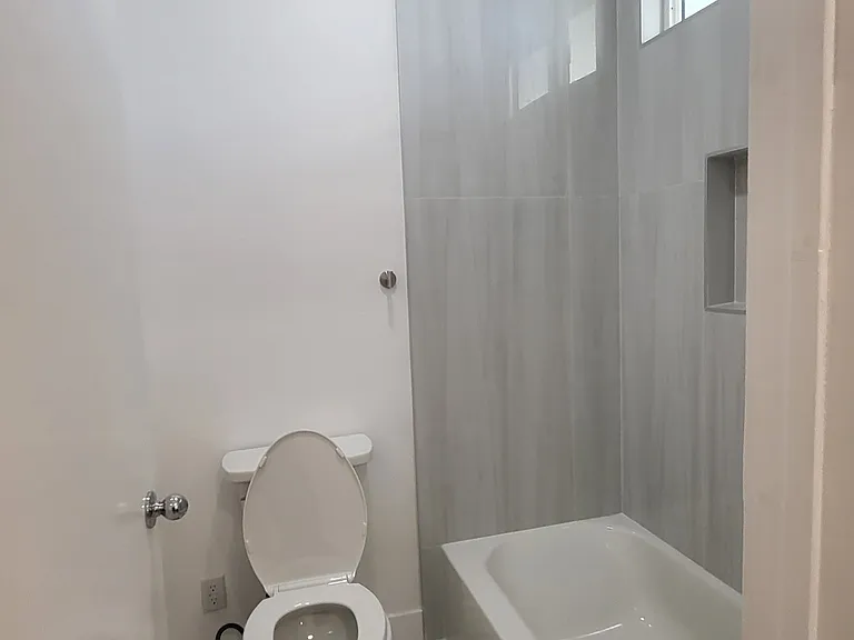 7350 Mooney Dr — Photo 21