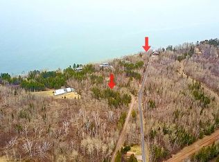 853 Old North Shore Ct, Two Harbors, MN 55616