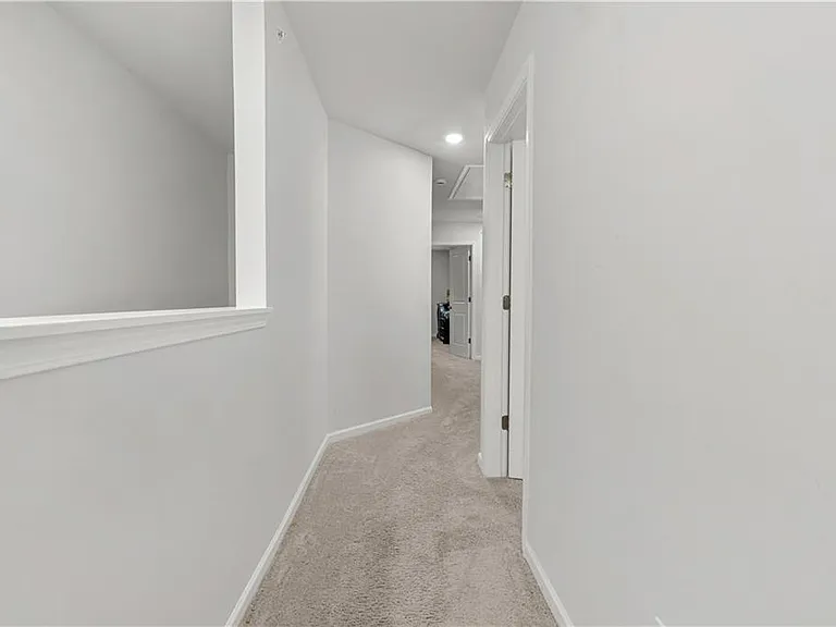 11649 Mendenhall Ct — Photo 28