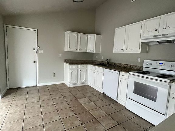 4th image of 24206 Wild Horse Ln