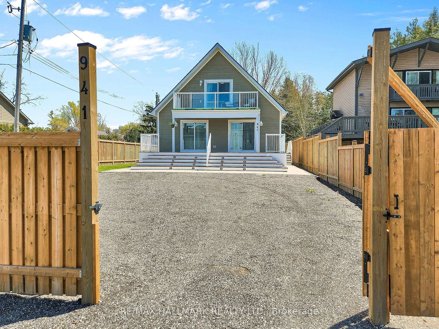 4 bed, $4,000 — Photo 1