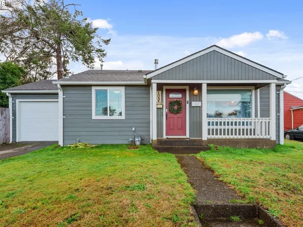 1093 Flanagan Ave, Coos Bay, OR 97420