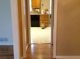 7 Oak Crest Dr, East Brunswick, NJ 08816