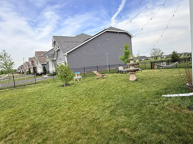 2984 Stonecrop Dr — Photo 24