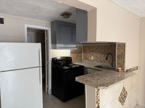 4570 Transport Rd APT B