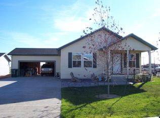 1673 Pathfinder Cir, Gillette, WY 82716