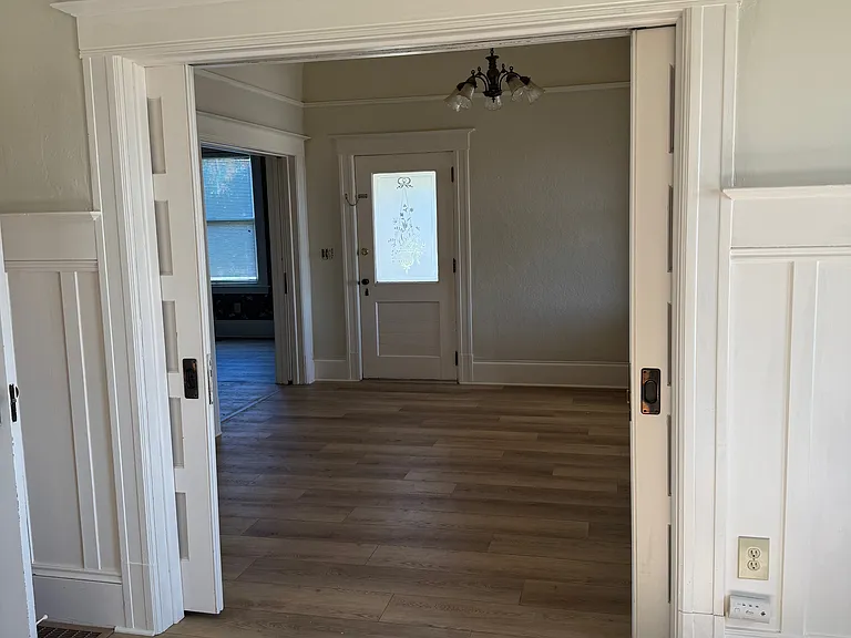9151 Campbell Rd — Photo 10