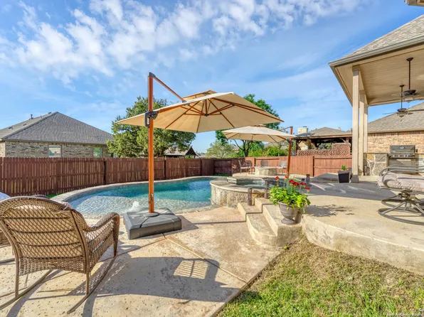 1036 STONE XING, New Braunfels, TX 78132