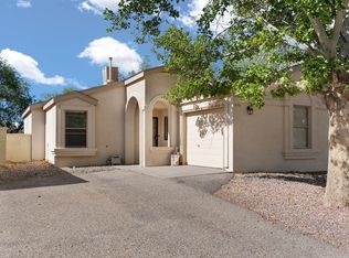 952 Charles Dr NE, Rio Rancho, NM 87144