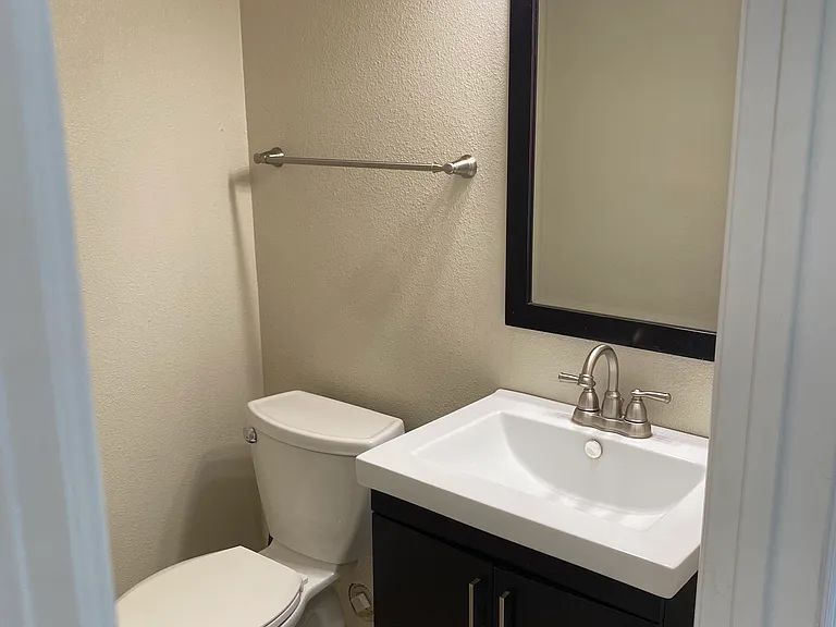 Downstairs 1/2 bath