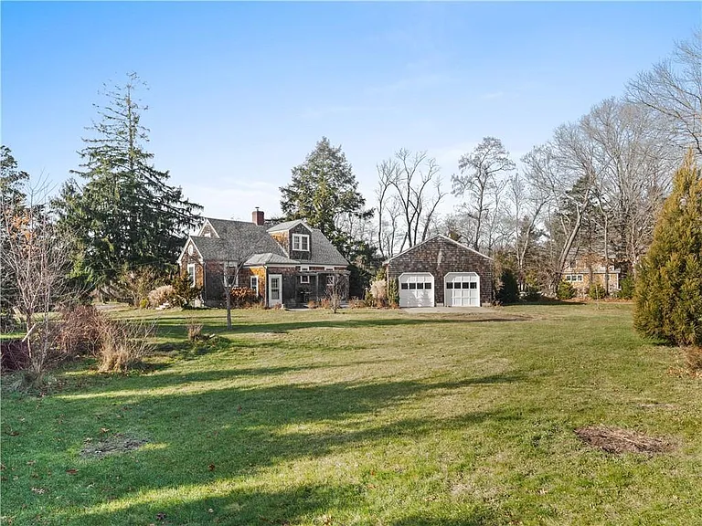 249 Sowams Rd — Photo 4