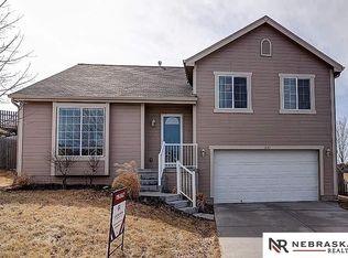 16343 Meredith Ave, Omaha, NE 68116