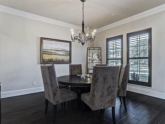 3rd image of 1105 Hackberry Branch Ln