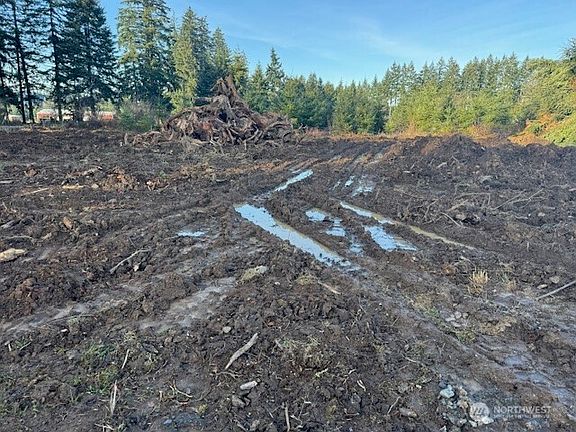 5th image of 380 Hawkins Road