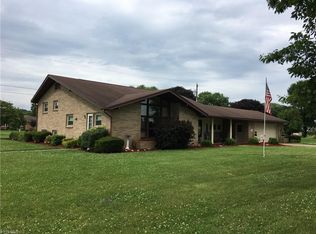 5589 E State Rd, Newcomerstown, OH 43832