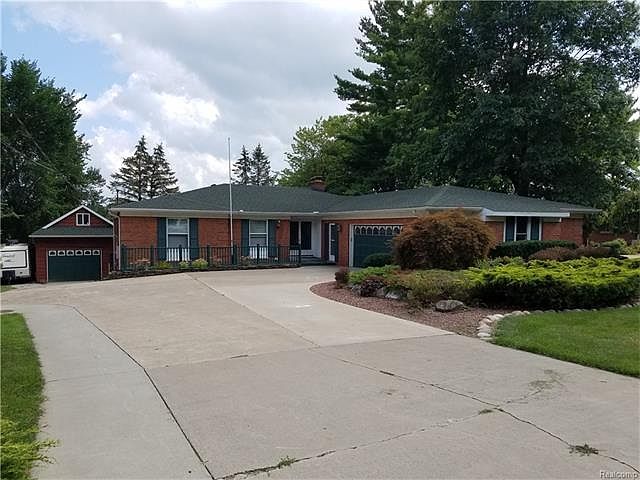 1st image of 3412 Timberline Dr