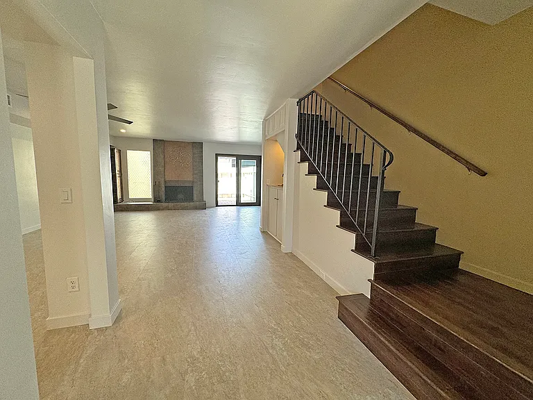 3218 Loma Riviera Dr — Photo 16