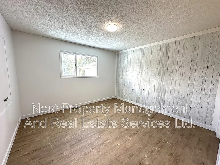 2737 Budd Rd #A — Photo 9