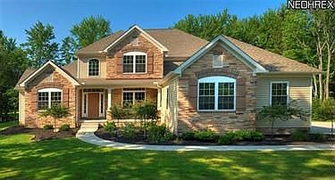 1st image of 35120 Chagrin Blvd