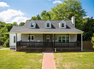 228 Hylton St, Mount Airy, NC 27030